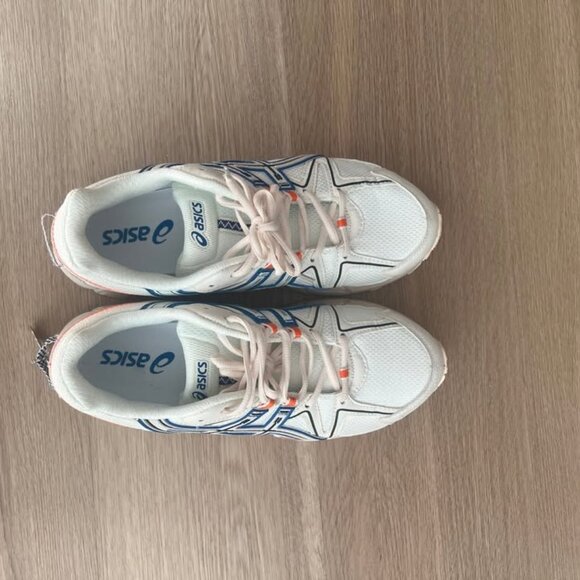 Asics Gel Kahana 8 Shoes - Picture 3 of 5